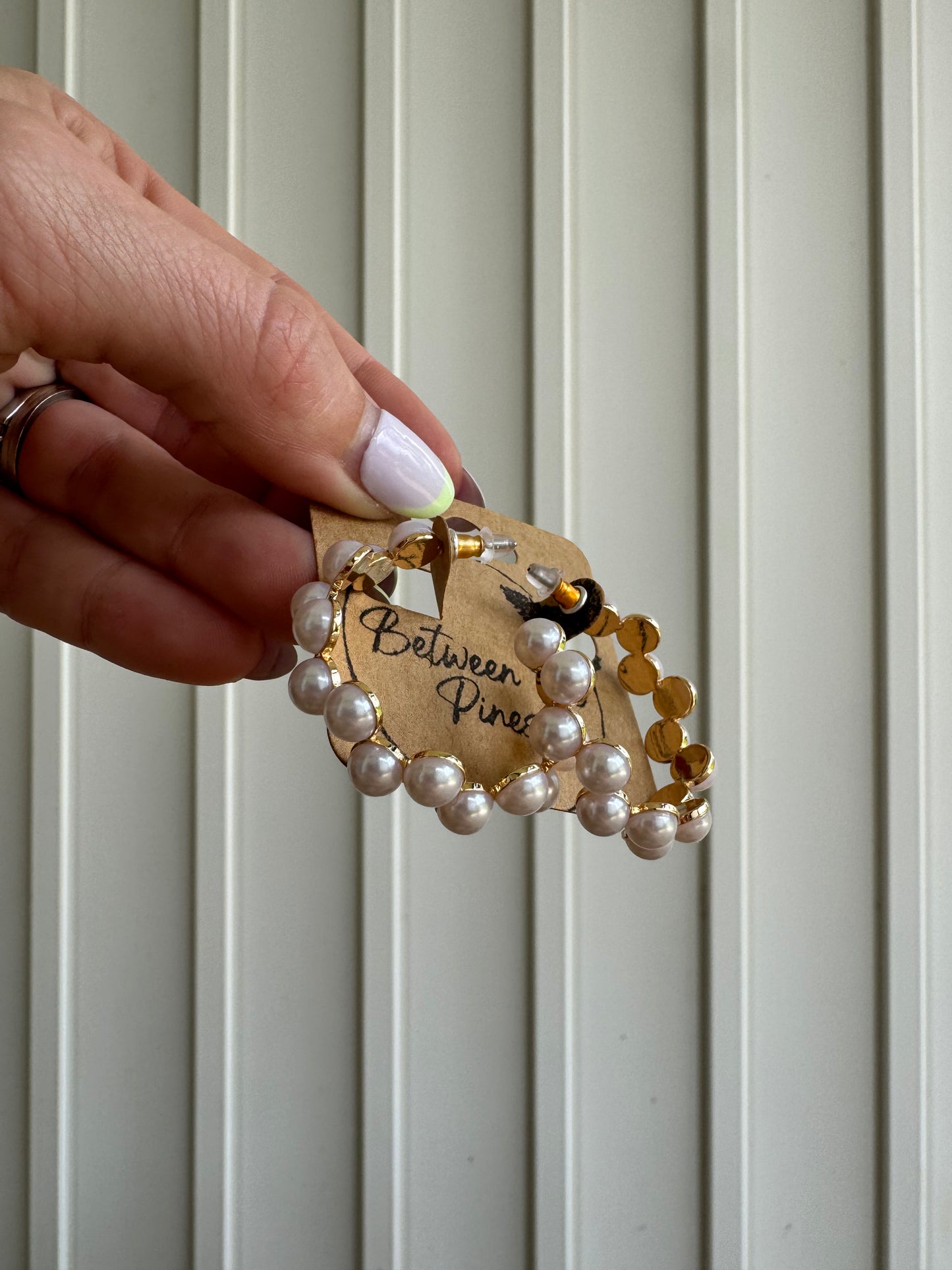 Ziggy Pearl Hoops