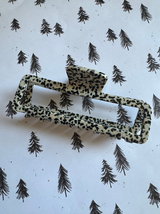 Large Dalmatian Claw Clip